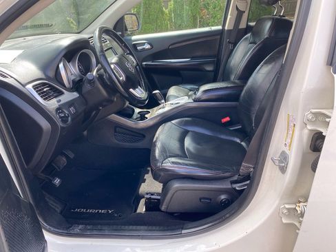 Used 2018 Dodge Journey GT image 9
