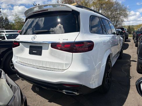 Used 2025 Mercedes-Benz GLS 450 4MATIC image 13