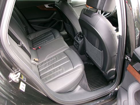 Used 2023 Audi A4 2.0T allroad Premium Plus image 11