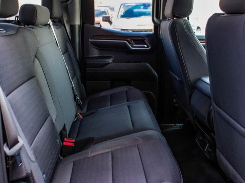 Used 2022 Chevrolet Silverado 1500 LT image 36