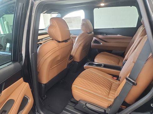 New 2026 INFINITI QX60 Autograph w/ Dark Cargo Package image 22