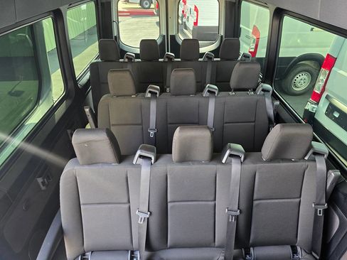 Used 2025 Mercedes-Benz Sprinter 2500 image 14