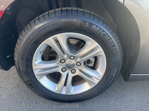 Used 2023 Dodge Charger SXT image 9