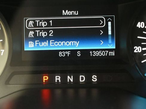 Used 2018 Ford Edge SE w/ Cargo Accessory Package AWD/4WD image 16