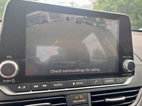 Used 2022 Nissan Altima 2.5 SV image 28