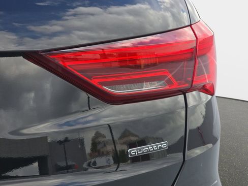 Certified 2025 Audi Q3 2.0T Premium w/ Convenience Package image 29