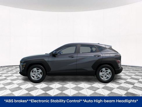 New 2026 Hyundai Kona SE image 5