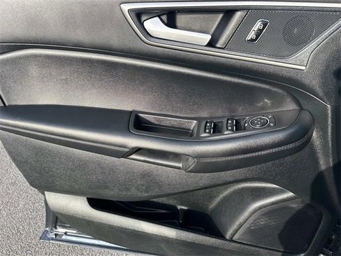 Used 2024 Ford Edge SEL w/ Convenience Package image 23