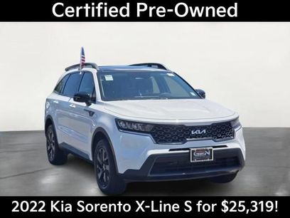 Used 2022 Kia Sorento S w/ Panoramic Sunroof Package