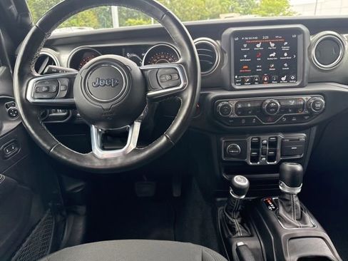 Certified 2021 Jeep Wrangler Unlimited Sahara image 26