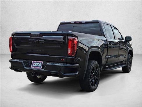 Used 2023 GMC Sierra 1500 AT4 w/ AT4 Premium Package AWD/4WD image 5