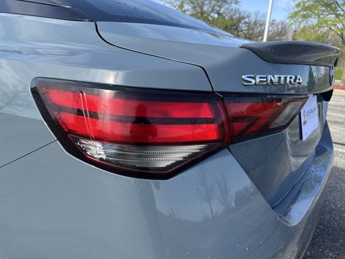 Used 2024 Nissan Sentra SR FWD image 25
