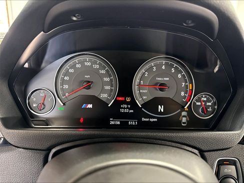 Used 2018 BMW M4 Coupe RWD image 21
