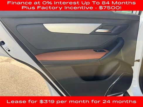 New 2025 VinFast VF 8 Plus image 10