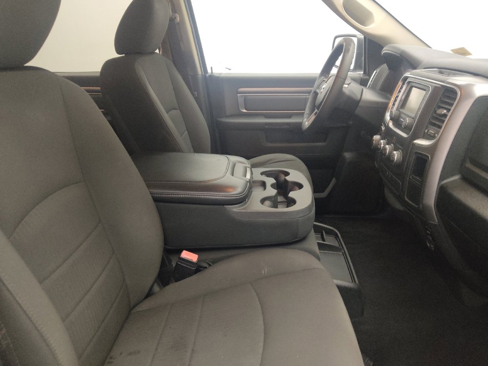 Used 2021 RAM 1500 Classic SLT RWD image 21