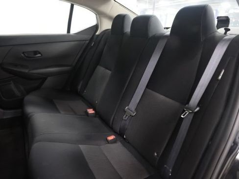 Used 2025 Nissan Sentra SV FWD image 30