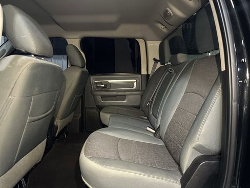 Used 2016 RAM 2500 SLT w/ Luxury Group AWD/4WD image 26