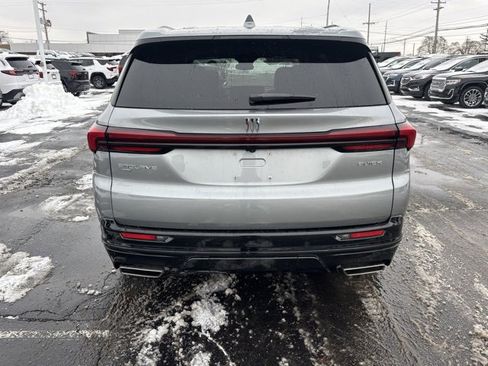 Used 2025 Buick Enclave Sport Touring w/ Power Package image 6