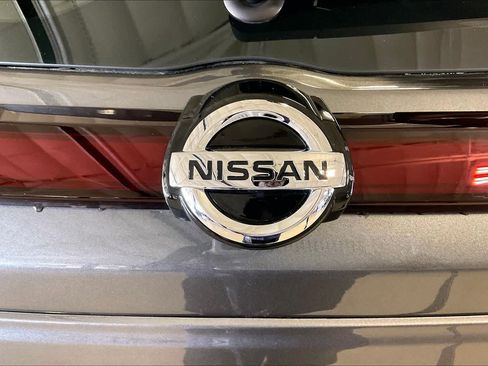 Used 2021 Nissan Kicks SV image 31