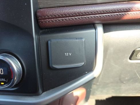 Used 2024 Ford Expedition Limited RWD image 36