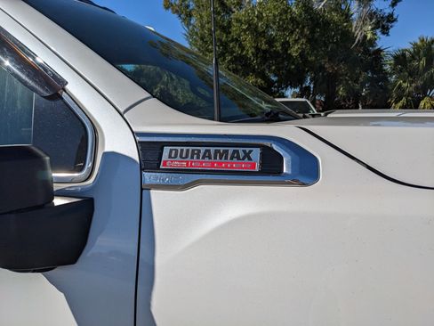 Used 2022 GMC Sierra 2500 Denali image 11