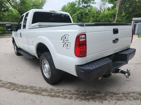 Used 2016 Ford F250 XL w/ Power Equipment Group AWD/4WD image 5