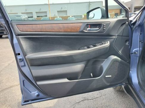 Used 2016 Subaru Outback 2.5i Limited image 9