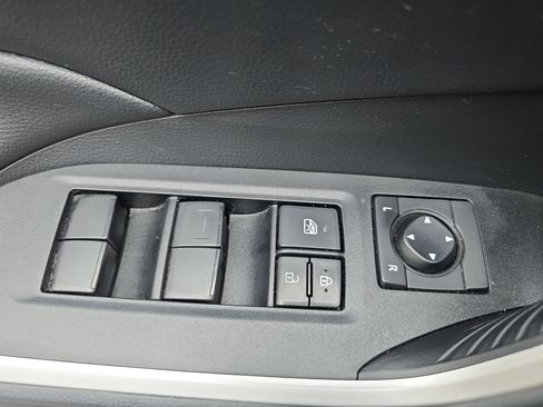 Used 2019 Toyota RAV4 LE image 26