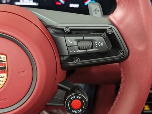 Certified 2026 Porsche 911 Carrera GTS image 19