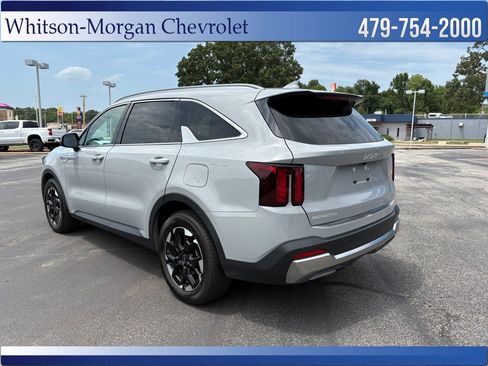 Used 2025 Kia Sorento S w/ Panoramic Sunroof Package FWD image 7