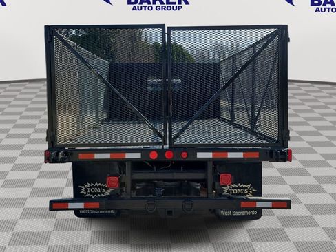 Used 2016 Ford F550 2WD Regular Cab Super Duty image 6
