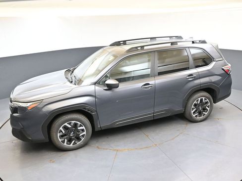 Certified 2025 Subaru Forester Premium AWD/4WD image 38