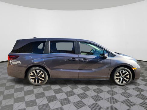 New 2026 Honda Odyssey EX-L image 3