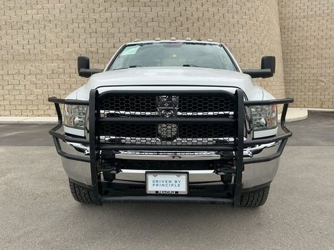 Used 2018 RAM 3500 Tradesman w/ Chrome Appearance Group image 3