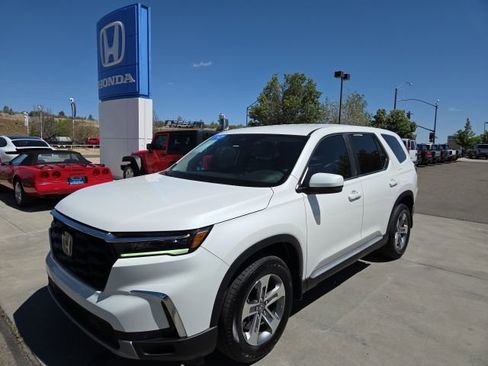 Certified 2023 Honda Pilot EX-L image 2