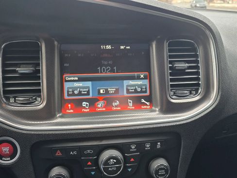 Used 2013 Dodge Charger R/T image 23