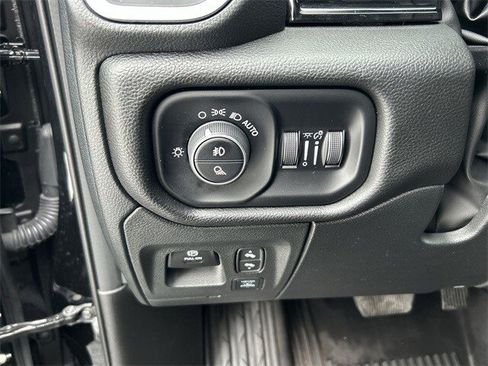 Certified 2025 RAM 1500 Laramie w/ Night Edition image 17