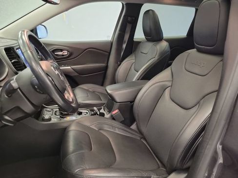 Used 2021 Jeep Cherokee Limited AWD/4WD image 6
