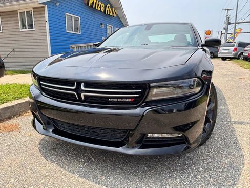 Used 2022 Dodge Charger GT w/ Blacktop Package RWD image 2
