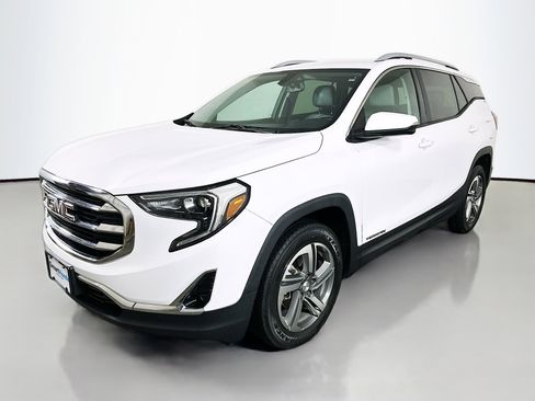 Used 2019 GMC Terrain SLT w/ Preferred Package image 3