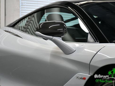 Used 2018 McLaren 720S RWD image 22