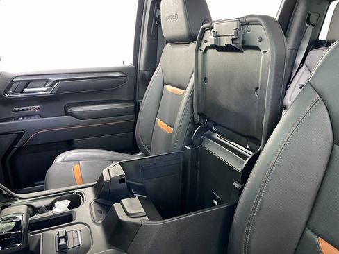 Certified 2025 GMC Sierra 1500 AT4 w/ AT4 Premium Package image 36