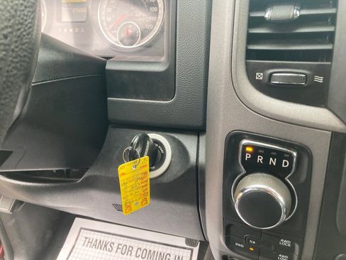 Used 2017 RAM 1500 Express w/ Express Value Package image 21