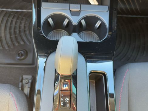 Used 2026 Toyota Prius Plug-In Hybrid image 27