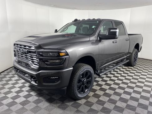 New 2026 RAM 2500 Tradesman AWD/4WD image 9