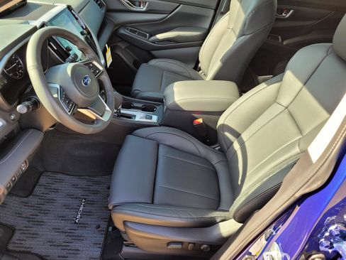 New 2026 Subaru Ascent Limited image 3