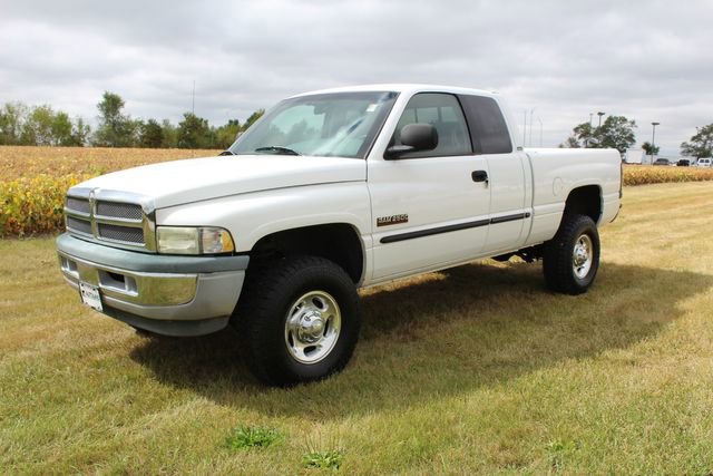 Used 2001 Dodge Ram 2500 Truck 4x4 Quad Cab image 1