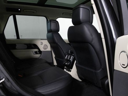 Used 2019 Land Rover Range Rover HSE image 40