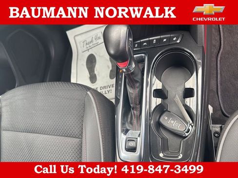 Used 2023 Chevrolet TrailBlazer RS image 33