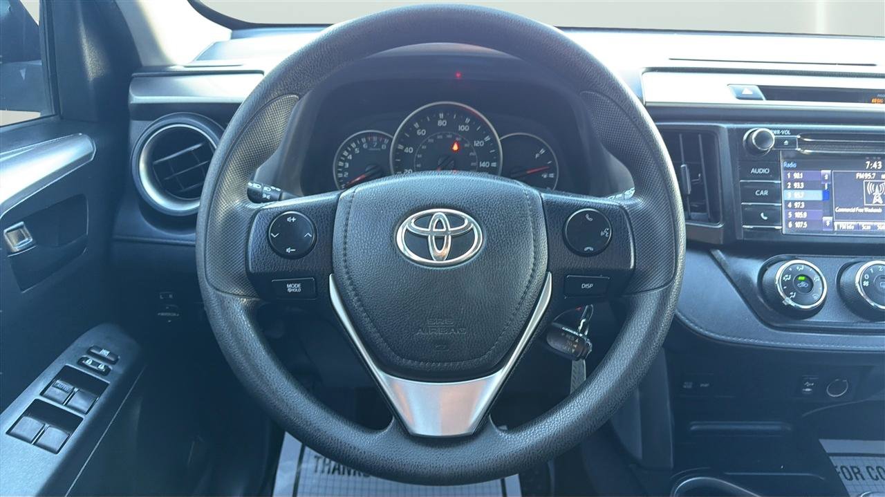 Used 2016 Toyota RAV4 LE AWD/4WD image 23